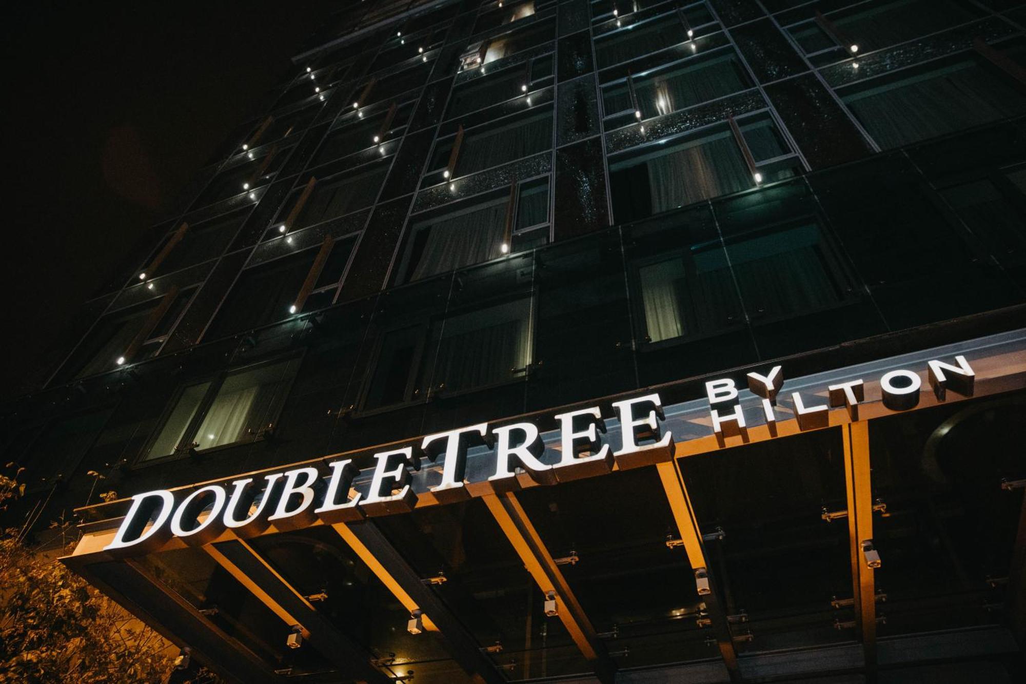 Hôtel Doubletree By Hilton Zagreb Extérieur photo